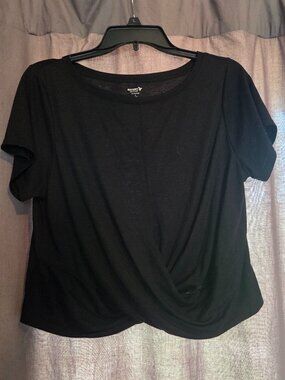 Old Navy Active Ultralite GoDry Twist Front Workout Top, L